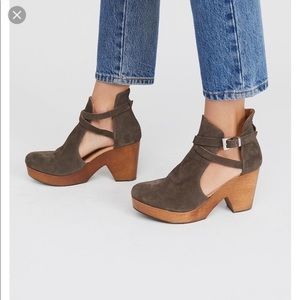 Free People Cedar Clog